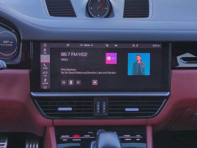 Used 2020 Porsche Cayenne S image 16