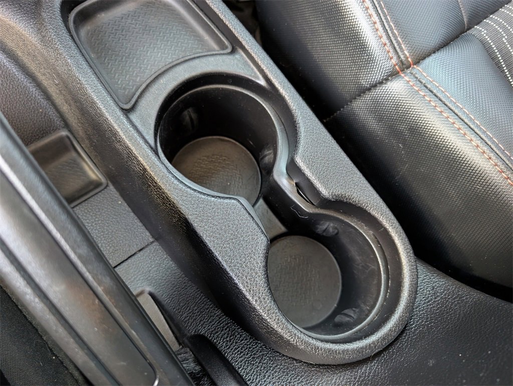 Used 2012 Jeep Wrangler Sahara image 31