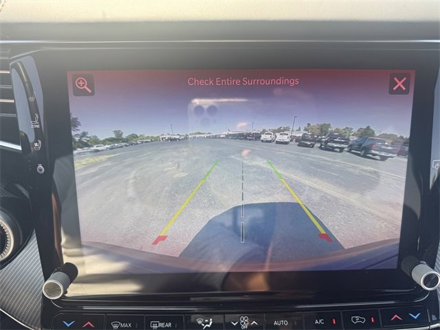 Used 2023 Jeep Grand Wagoneer Series III image 40