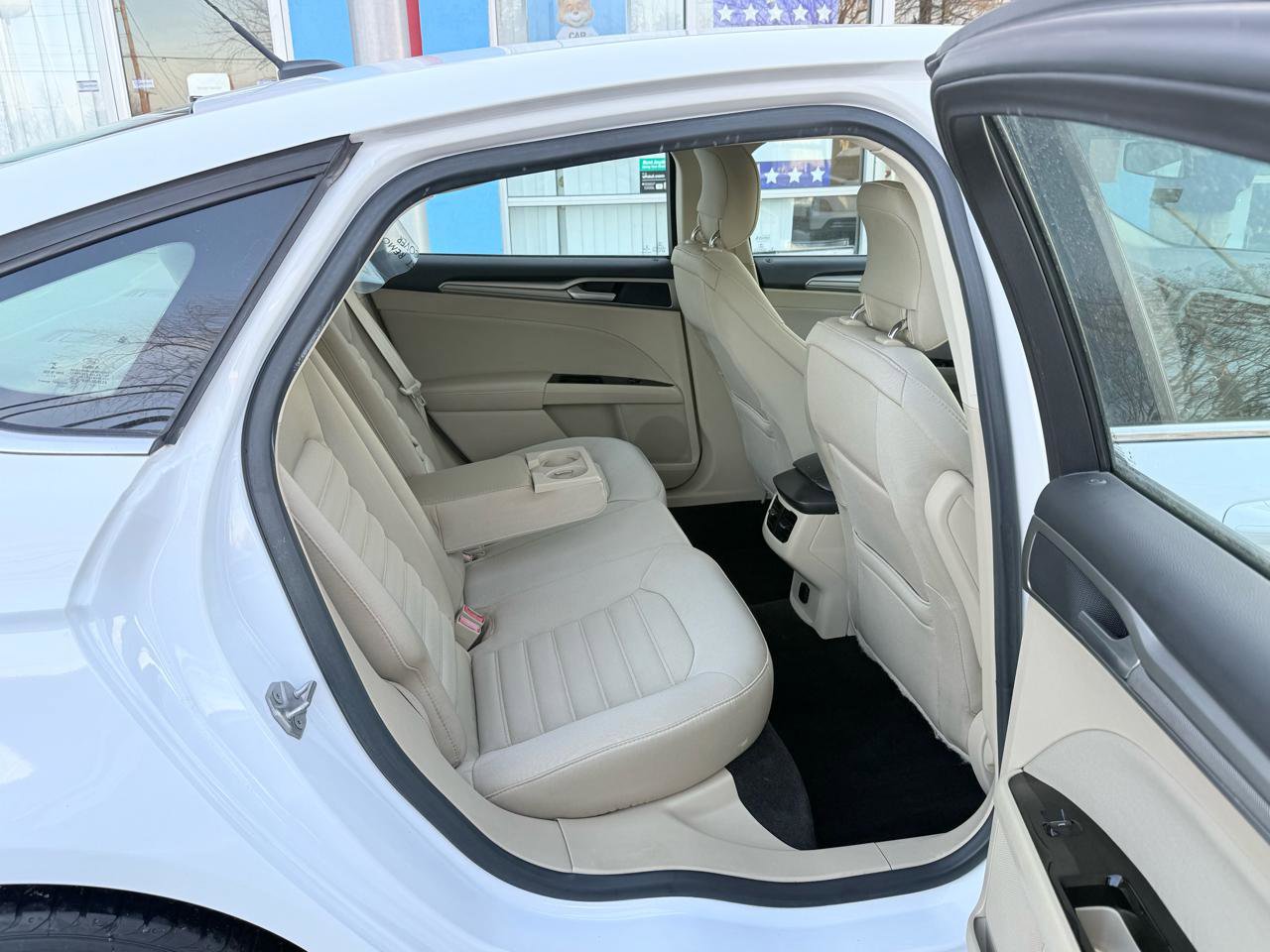 Used 2014 Ford Fusion SE image 17