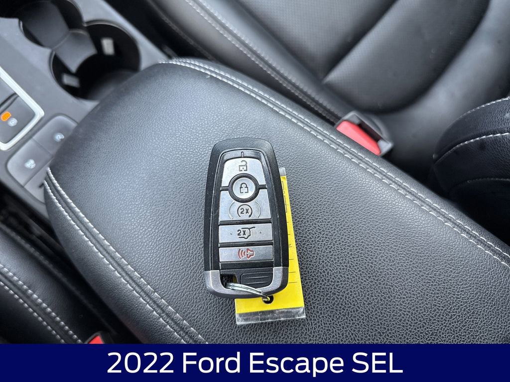 Used 2022 Ford Escape SEL w/ Technology Package image 27