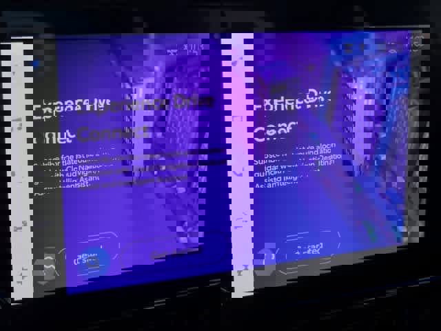 Certified 2025 Toyota Corolla LE image 19