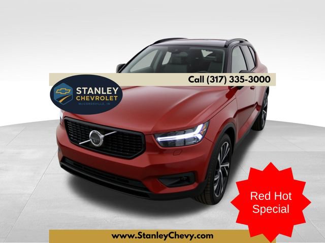 Used 2021 Volvo XC40 T5 R-Design w/ Advanced Package image 1