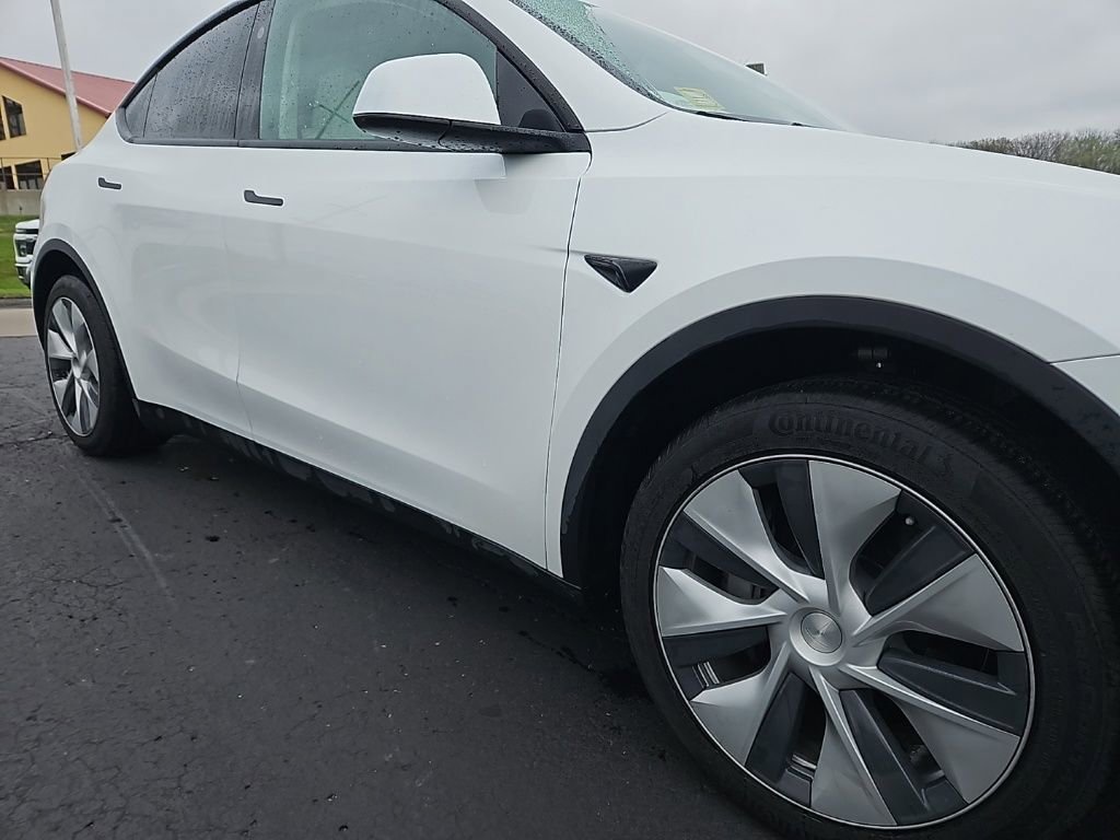 Used 2024 Tesla Model Y Long Range image 6