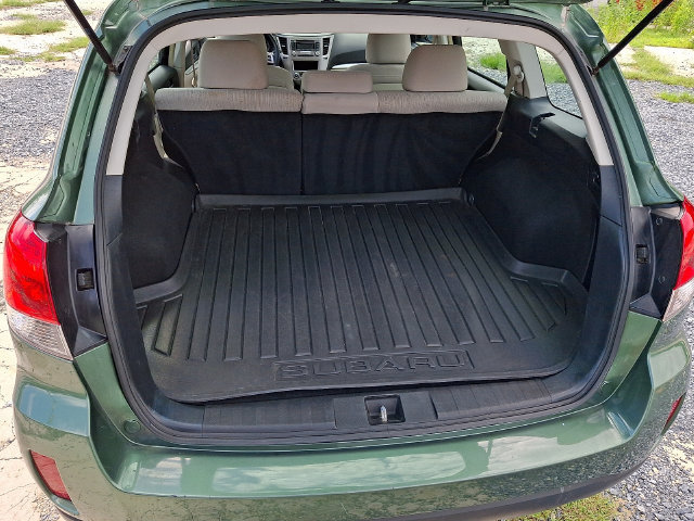 Used 2013 Subaru Outback 2.5i AWD/4WD image 36
