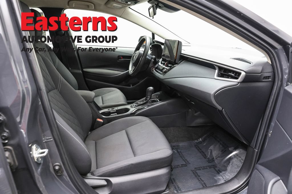 Used 2023 Toyota Corolla LE FWD image 23