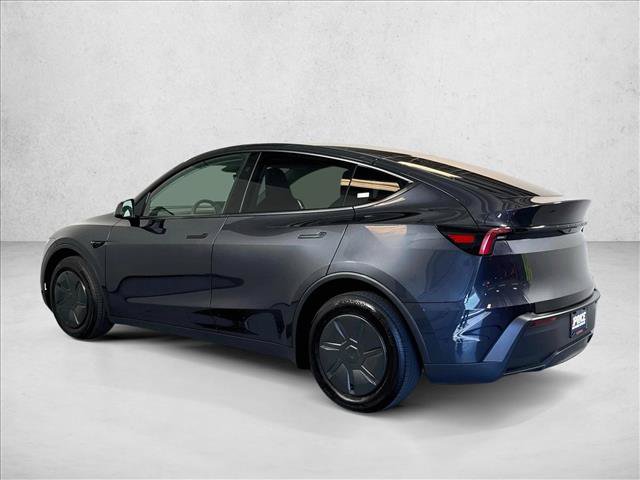 Used 2026 Tesla Model Y AWD image 7