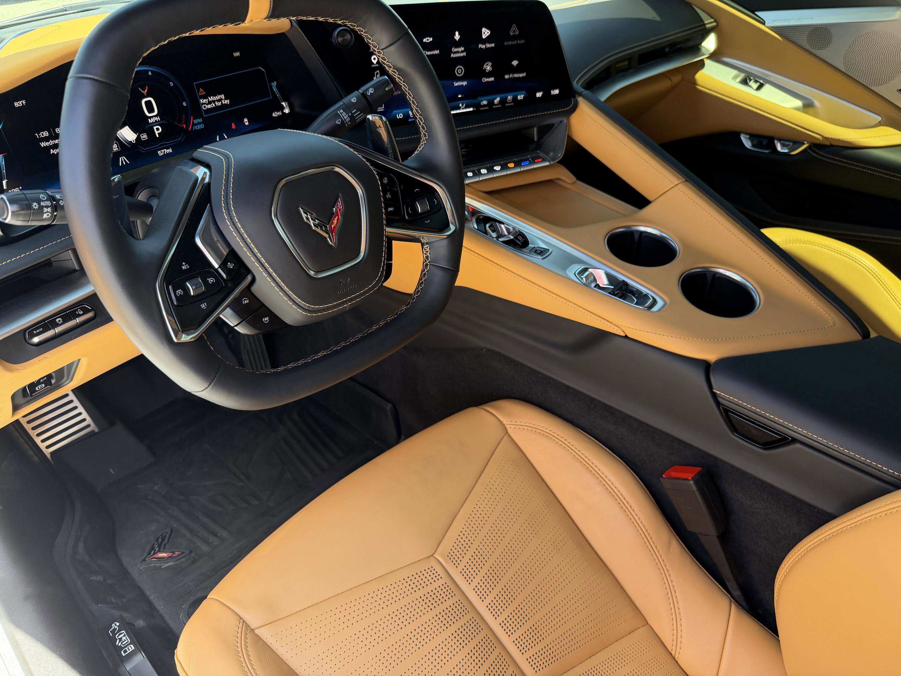 Used 2026 Chevrolet Corvette Stingray Premium Conv w/ Z51 Performance Package RWD image 13