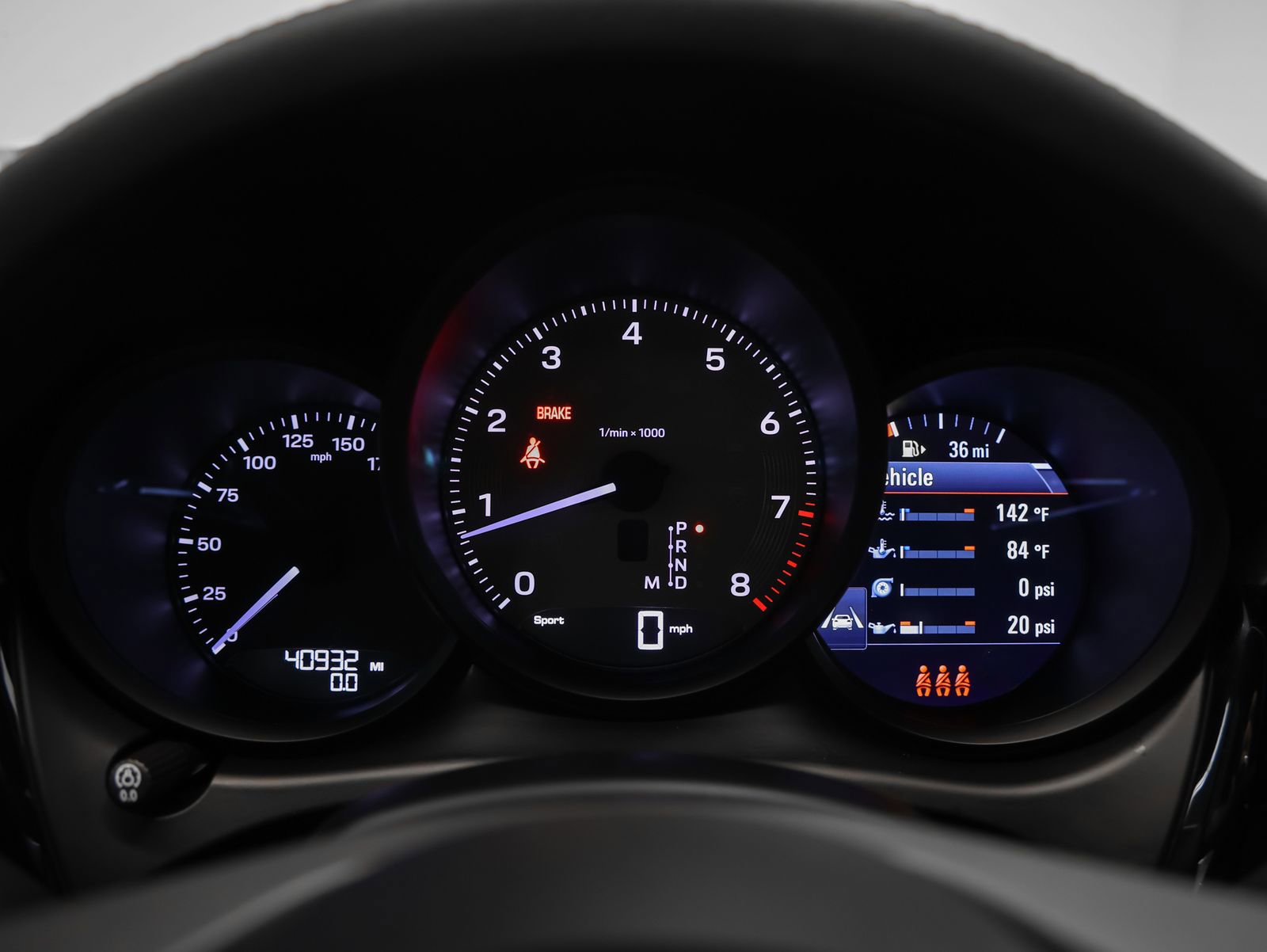 Certified 2022 Porsche Macan S image 36