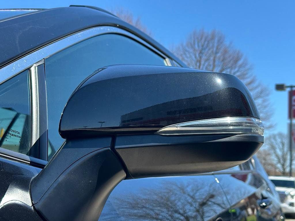 Certified 2025 Toyota RAV4 XLE w/ Convenience Package image 9