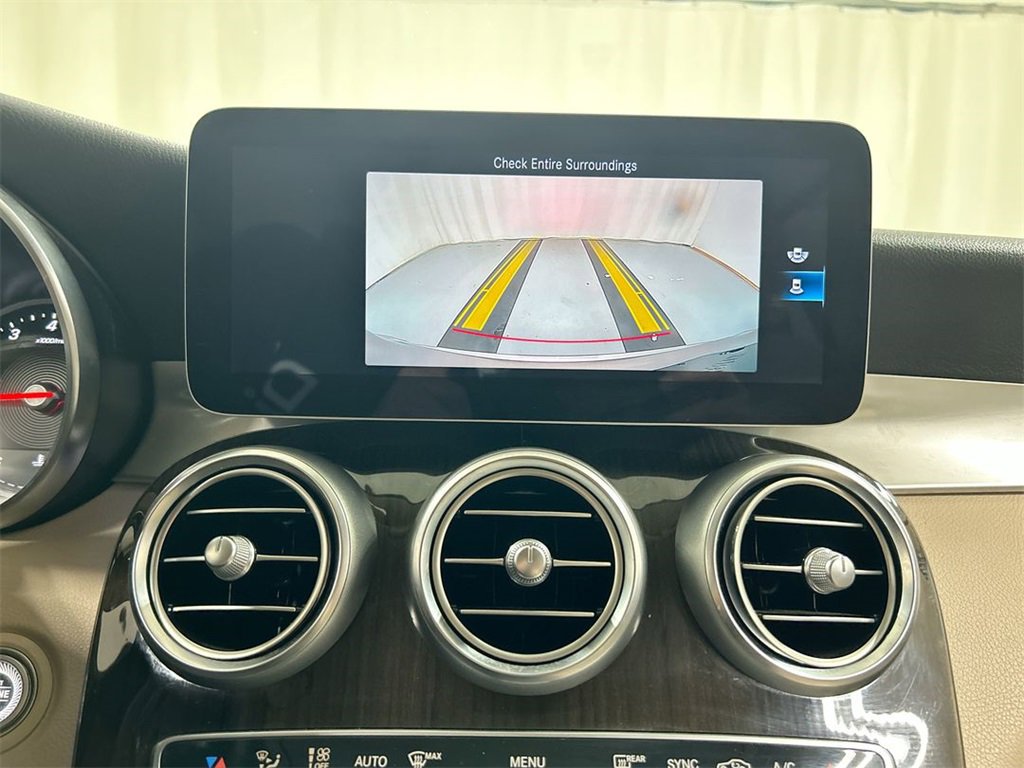 Used 2020 Mercedes-Benz GLC 300 4MATIC image 15