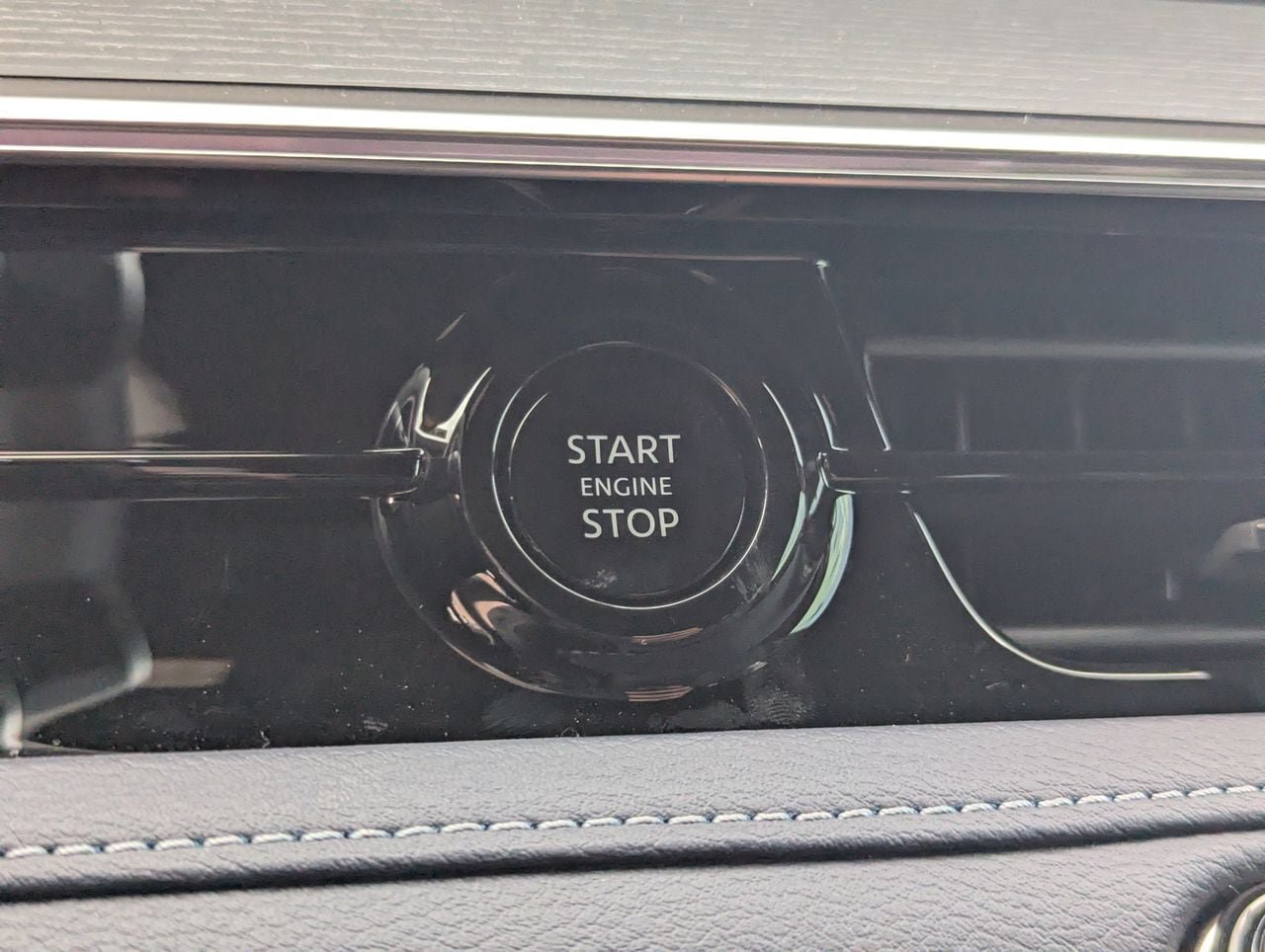New 2027 INFINITI QX80 Sensory AWD/4WD image 30