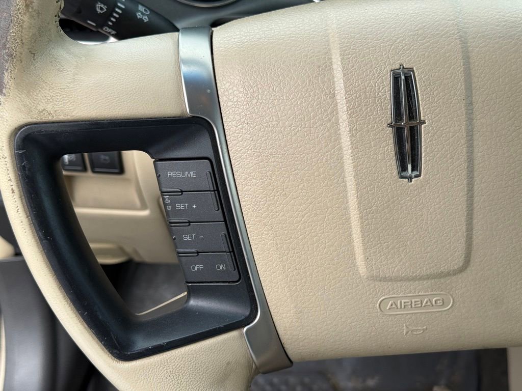 Used 2012 Lincoln MKZ FWD image 15