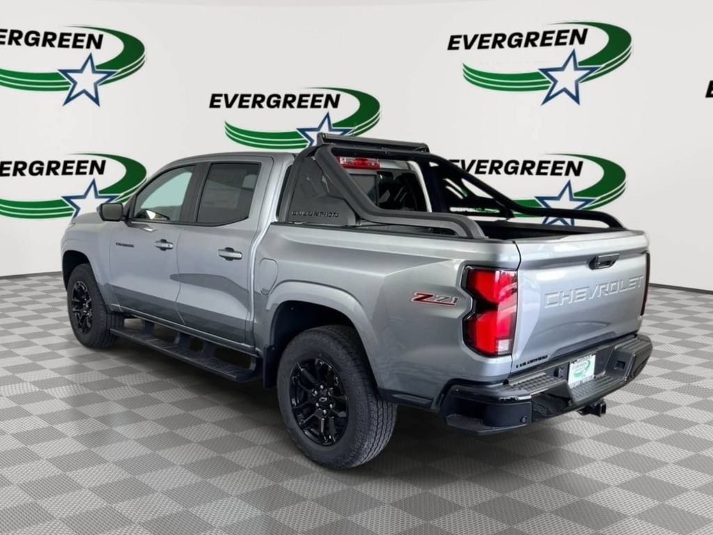 Used 2025 Chevrolet Colorado Z71 w/ Midnight Edition AWD/4WD image 3