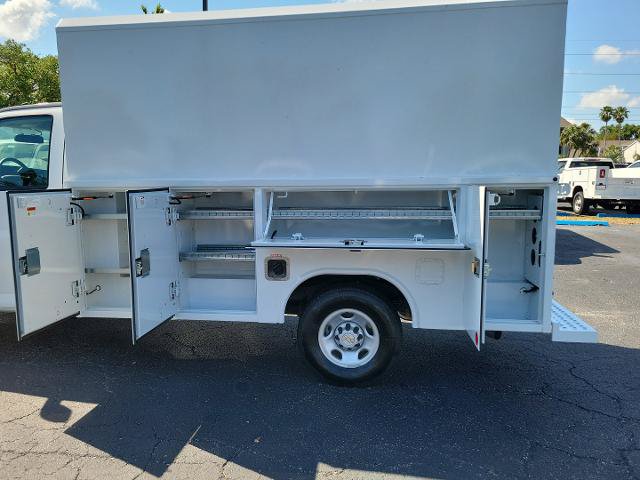 New 2025 Chevrolet Express 3500 w/ Power Convenience Package RWD image 11