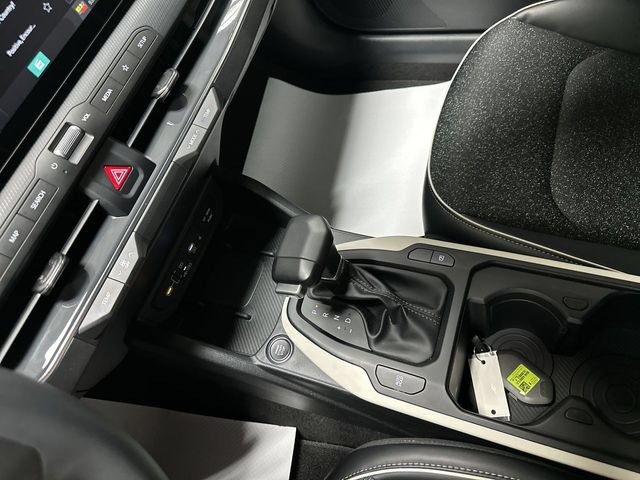 Used 2025 Kia K4 GT-Line w/ GT-Line Sunroof Package FWD image 14