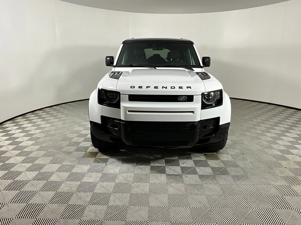 Certified 2024 Land Rover Defender 110 X-Dynamic SE image 7
