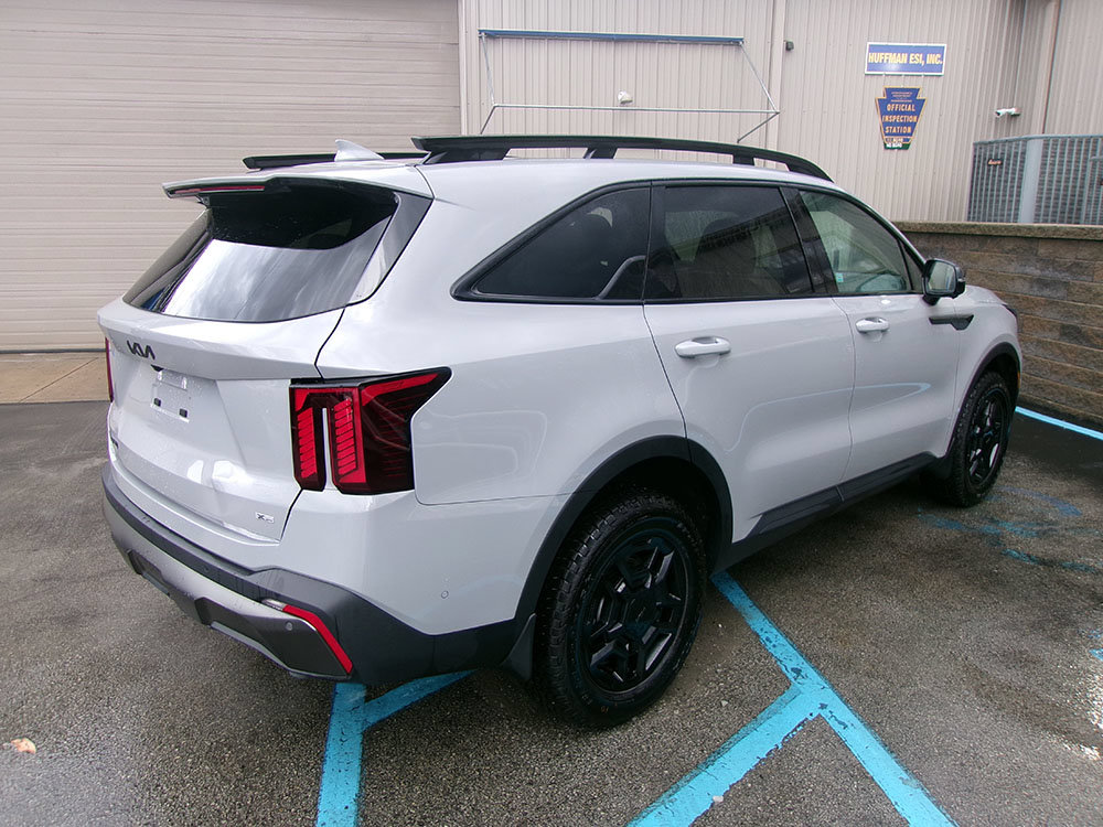 Used 2025 Kia Sorento SX Prestige w/ Sage Leather Package AWD/4WD image 5