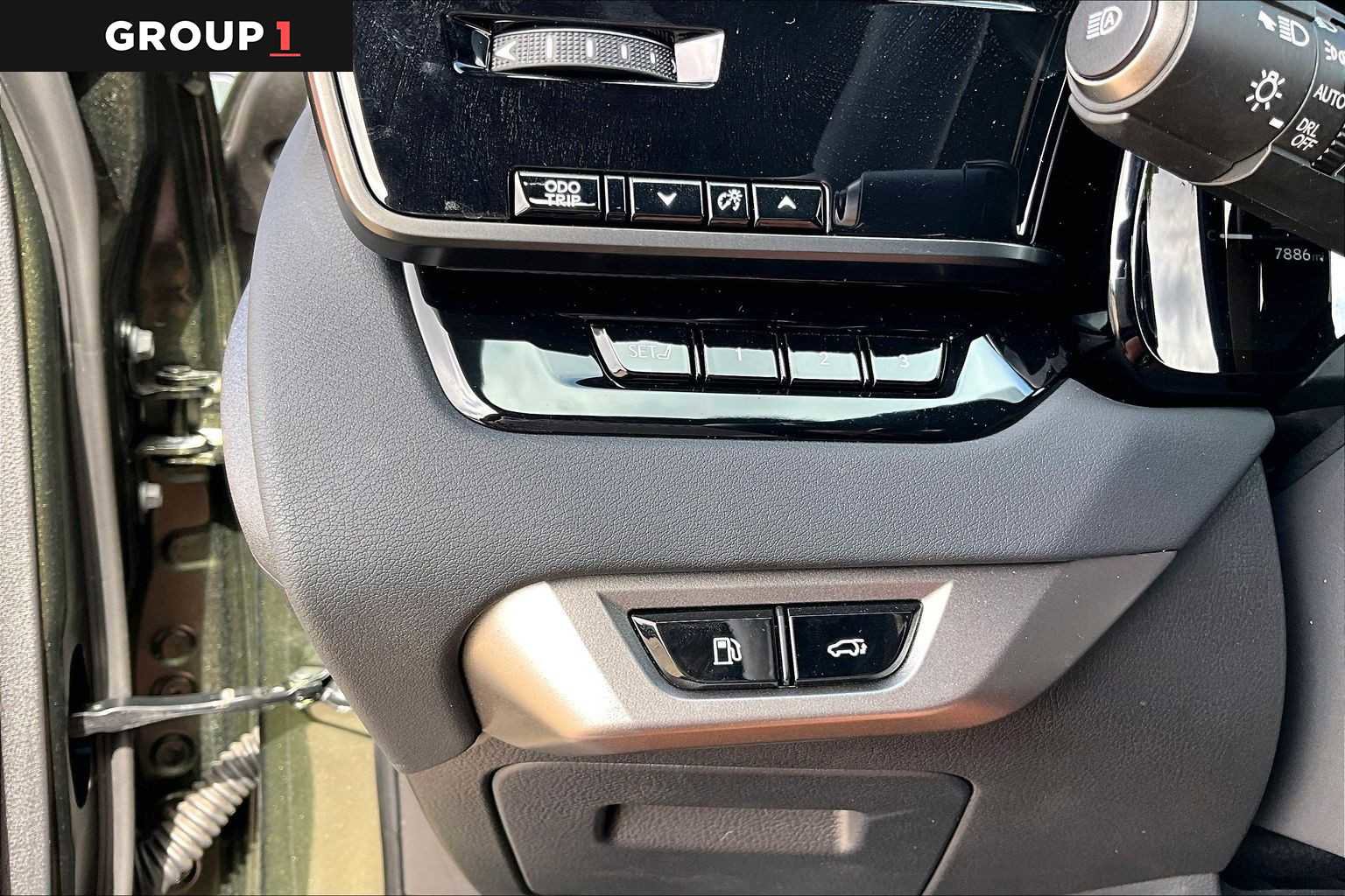 Certified 2025 Lexus RX 350 Premium w/ Accessory Package (Z1) FWD image 33