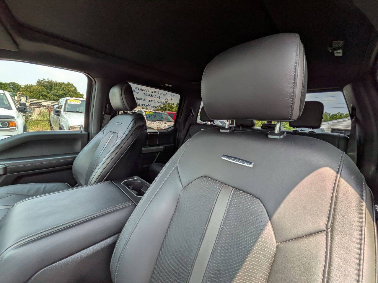 Used 2015 Ford F150 Platinum w/ Equipment Group 701A Luxury AWD/4WD image 16