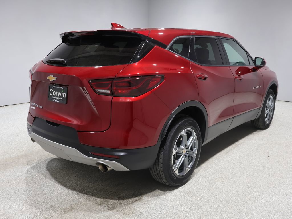 Used 2025 Chevrolet Blazer LT AWD/4WD video 2