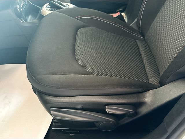 Used 2016 Jeep Renegade 75th Anniversary AWD/4WD image 19