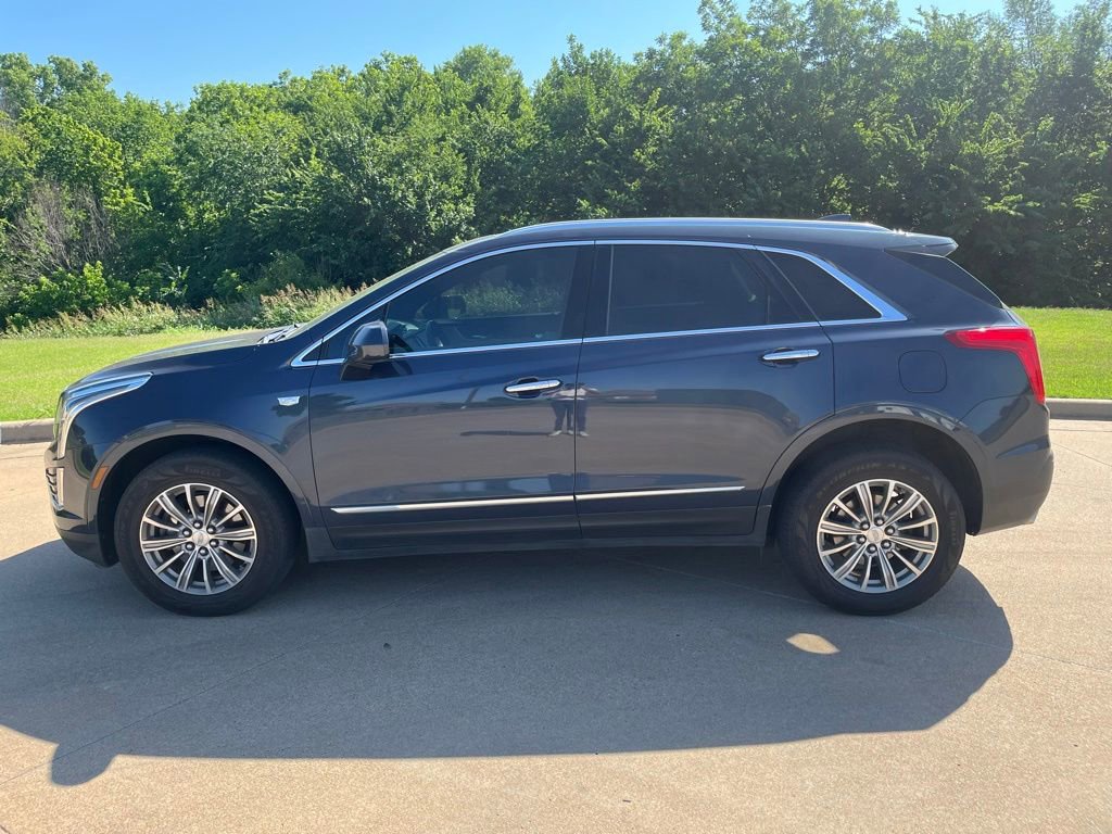 Used 2018 Cadillac XT5 Luxury FWD image 2