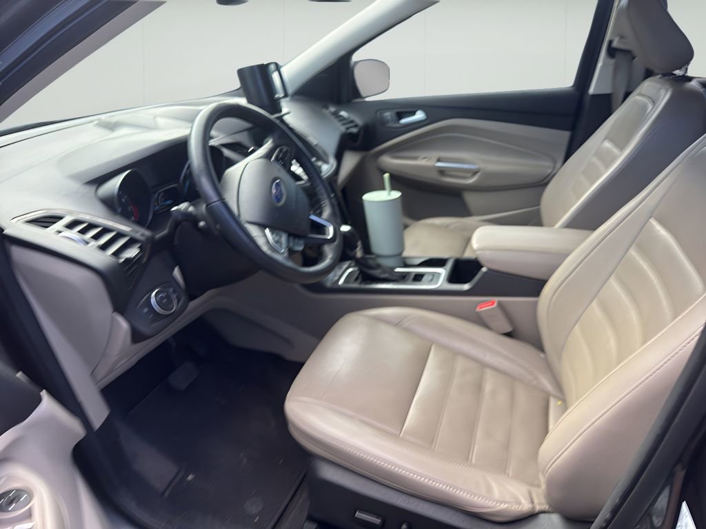 Used 2018 Ford Escape Titanium AWD/4WD image 5