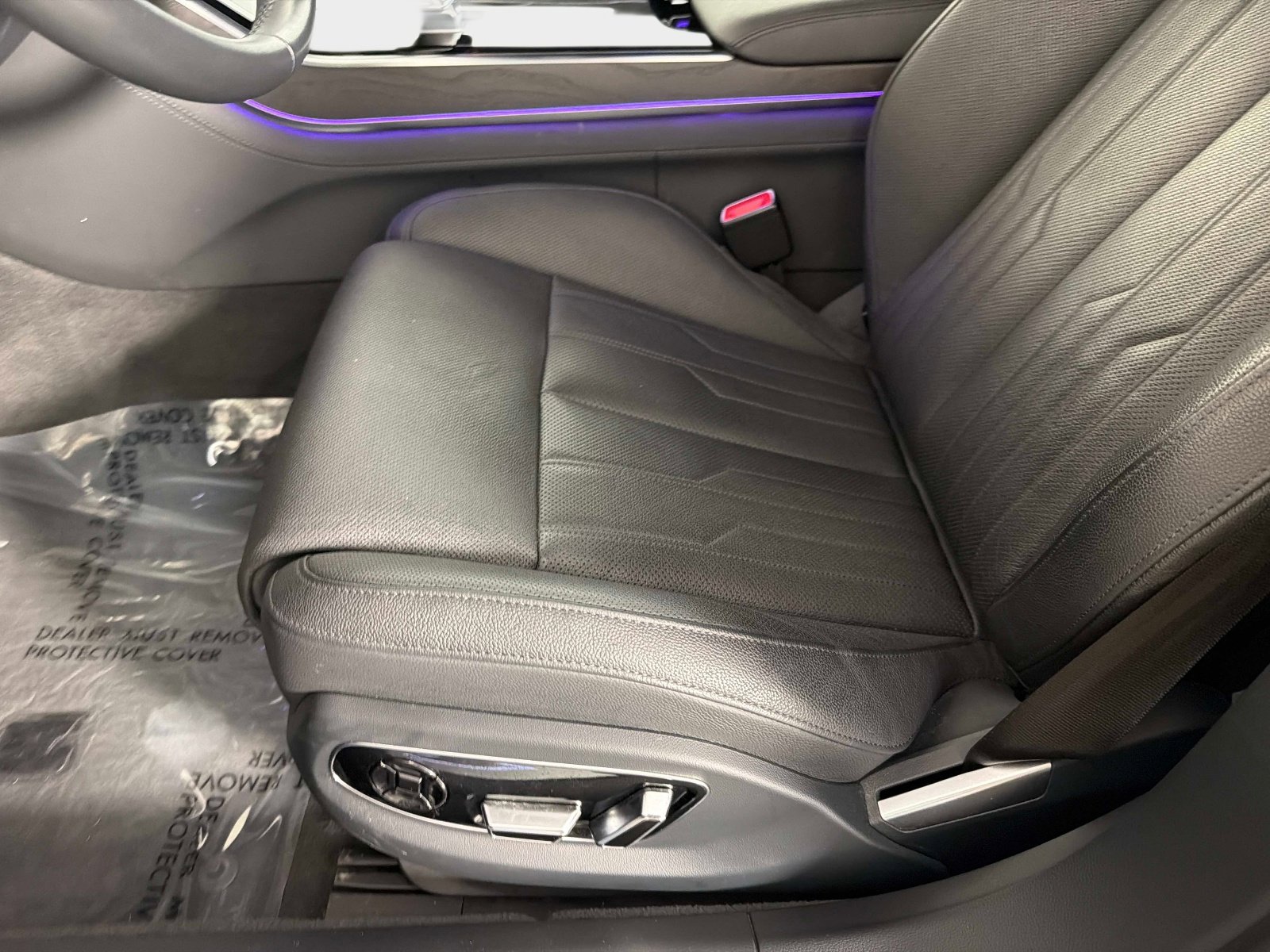 Used 2023 Audi A8 L 3.0T w/ Executive Package image 39