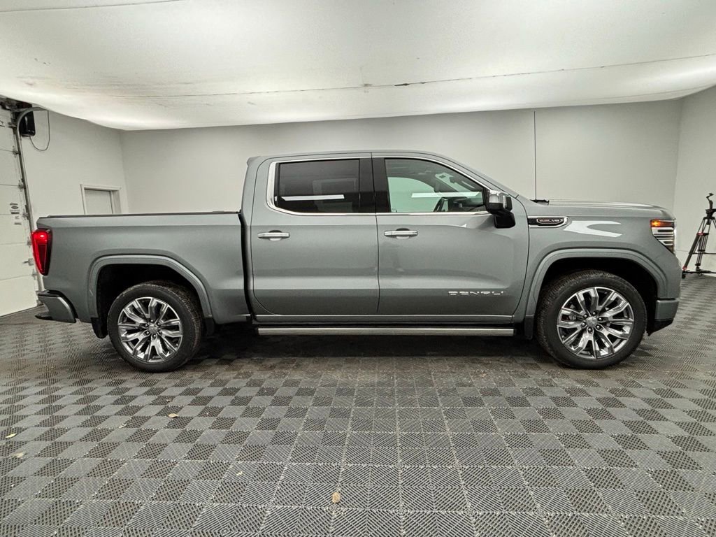 New 2026 GMC Sierra 1500 Denali image 9