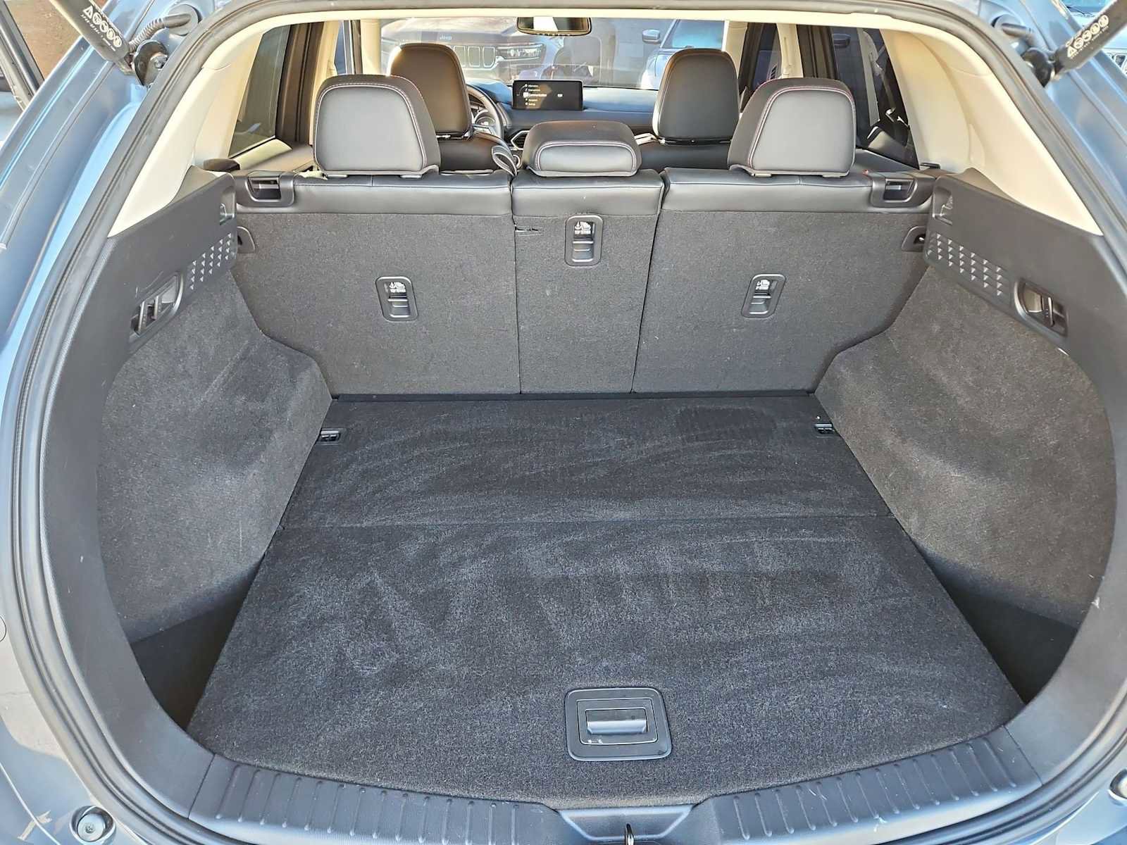 Used 2023 MAZDA CX-5 Carbon Edition image 33