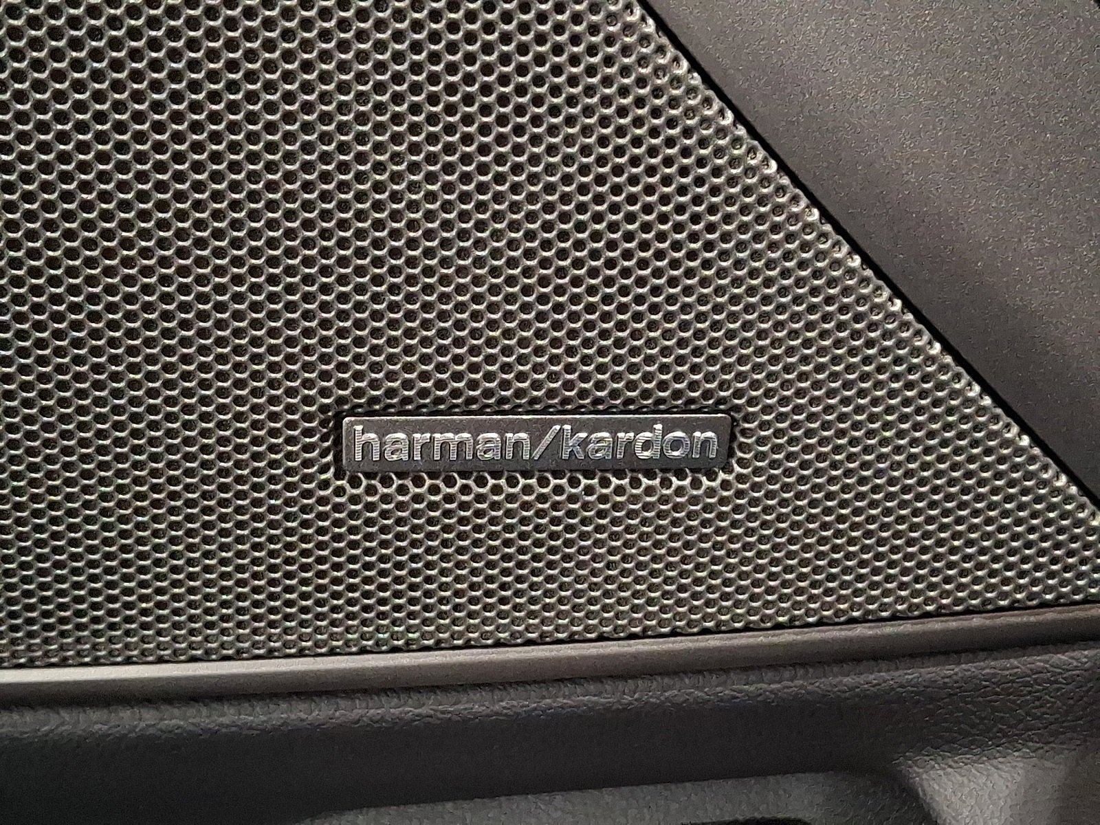 Used 2025 BMW 330i xDrive 330i xDrive w/ M Sport Package image 22