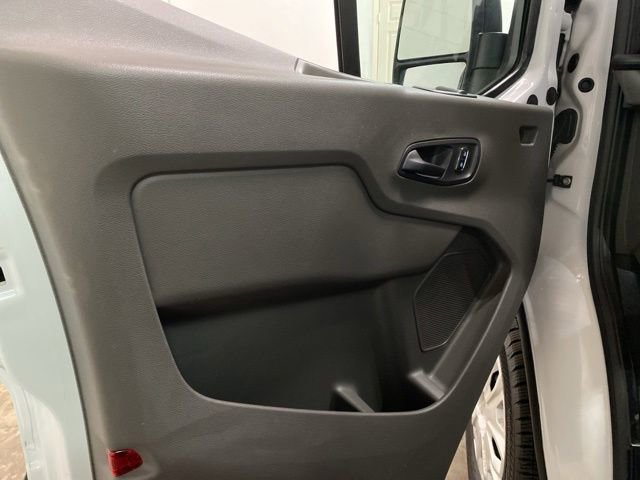 Used 2024 Ford Transit 250 Low Roof w/ Exterior Upgrade Package RWD image 31