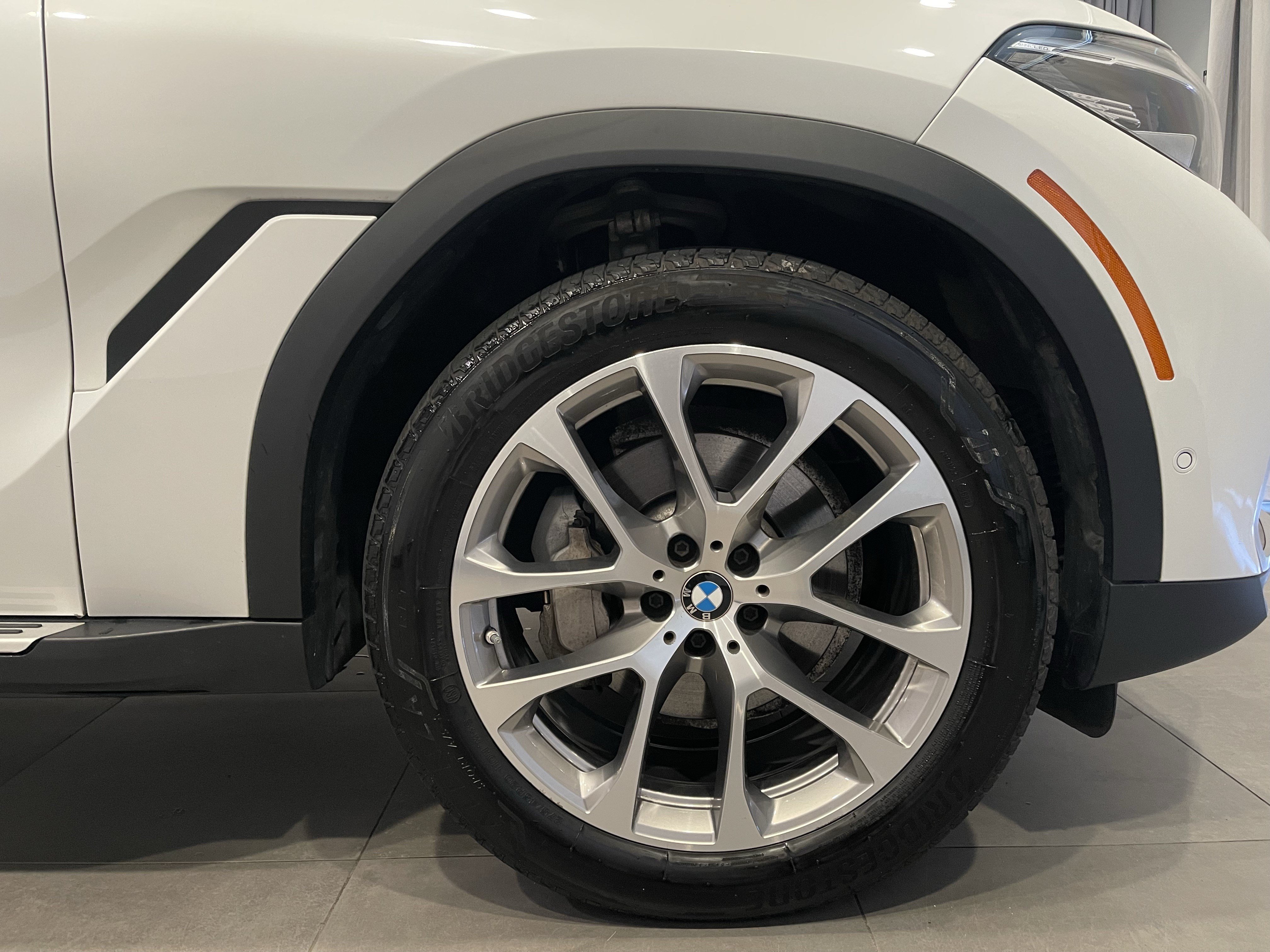 Used 2022 BMW X6 xDrive40i w/ Premium Package AWD/4WD image 10