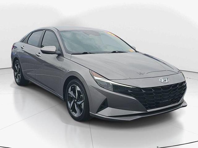Used 2023 Hyundai Elantra SEL w/ Convenience Package