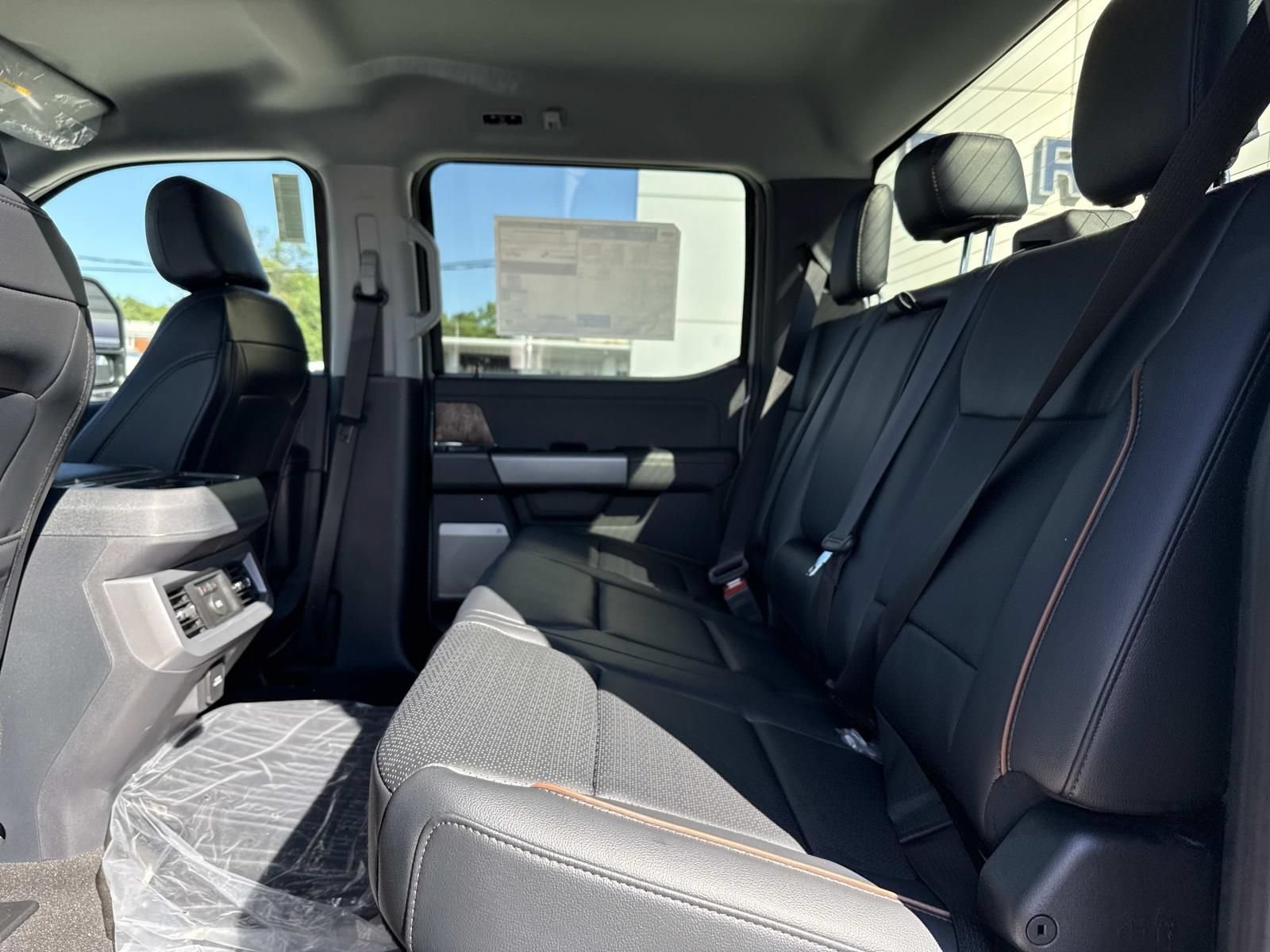 New 2026 Ford F250 Lariat w/ FX4 Off-Road Package AWD/4WD image 11