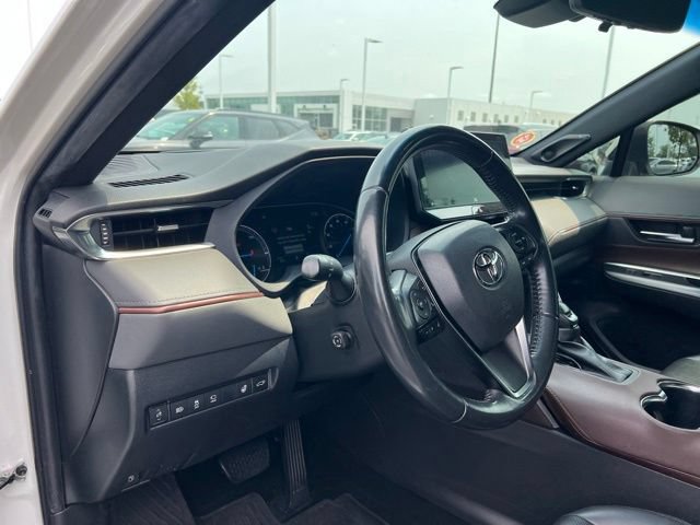 Used 2021 Toyota Venza Limited w/ Advanced Technology Package AWD/4WD image 9