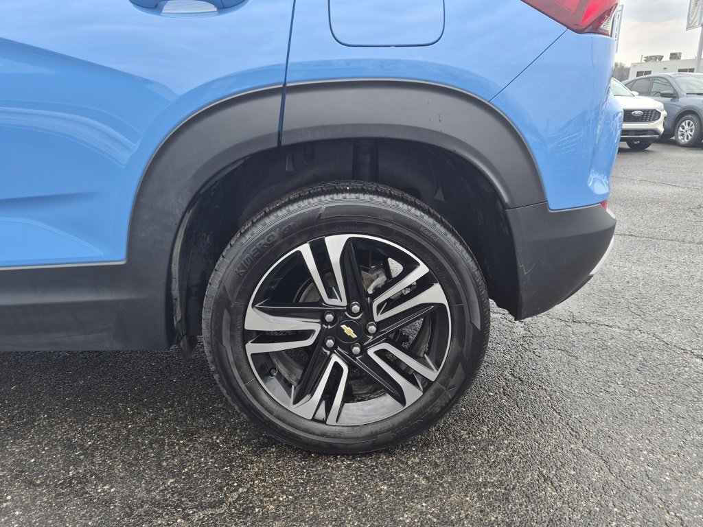 Used 2024 Chevrolet TrailBlazer LT w/ LT Cold Weather Package image 30