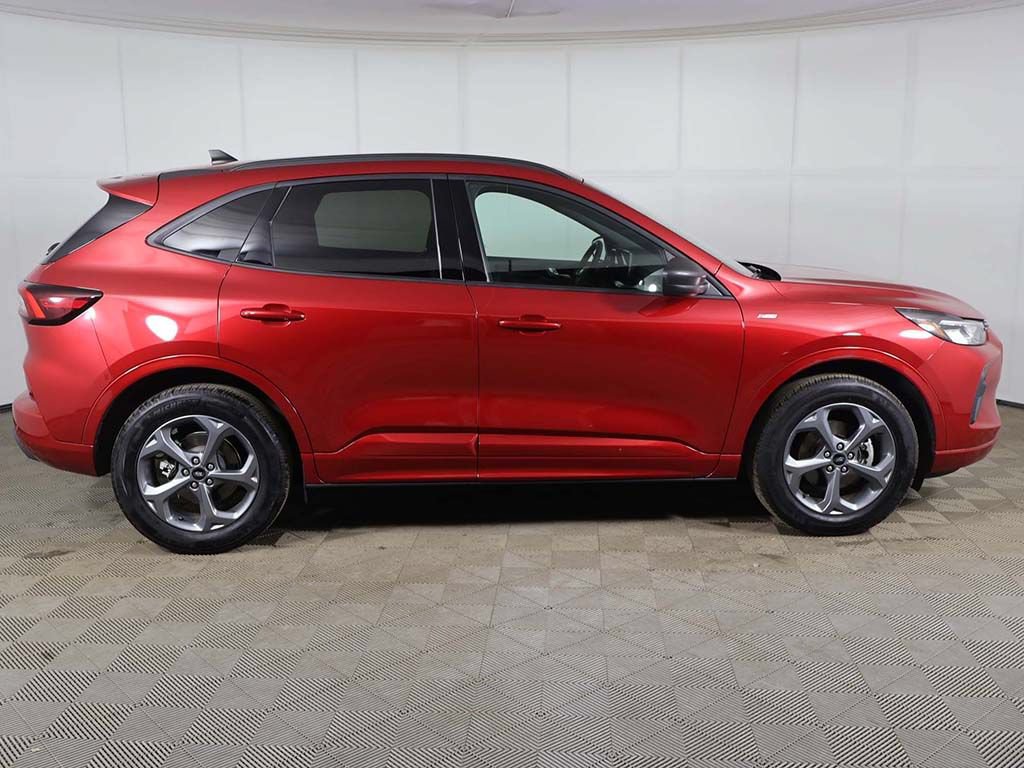 Used 2023 Ford Escape ST-Line w/ Tech Pack #1 AWD/4WD image 15