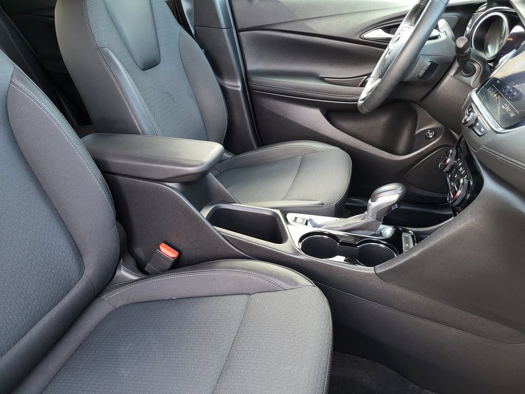 Used 2023 Buick Encore GX Select w/ Sport Touring Package FWD image 11