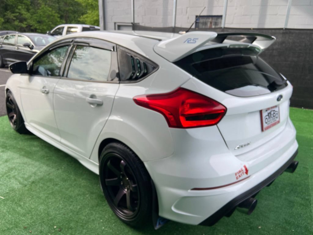 Used 2016 Ford Focus RS AWD/4WD image 9