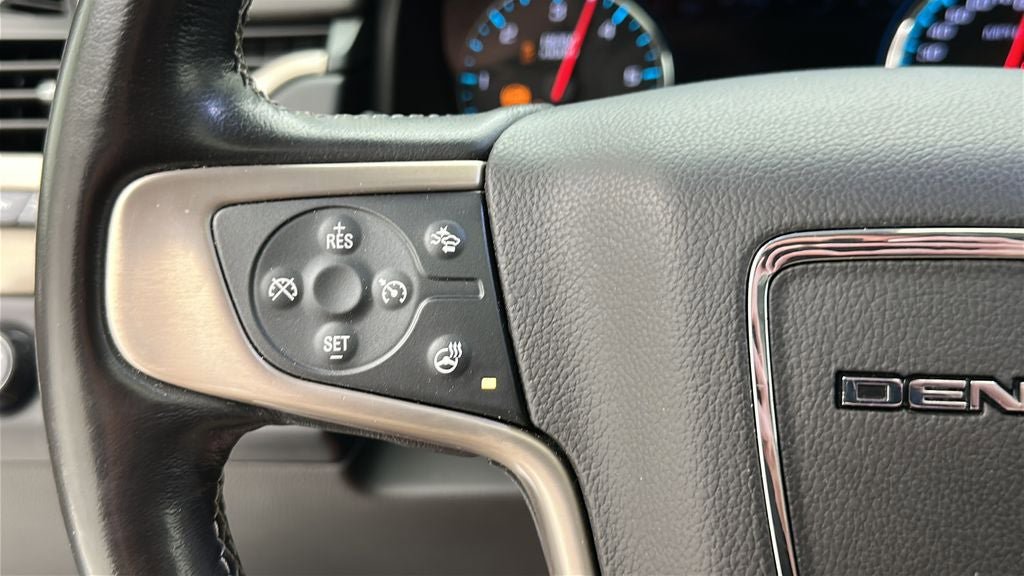 Used 2018 GMC Yukon XL Denali w/ Open Road Package AWD/4WD image 20