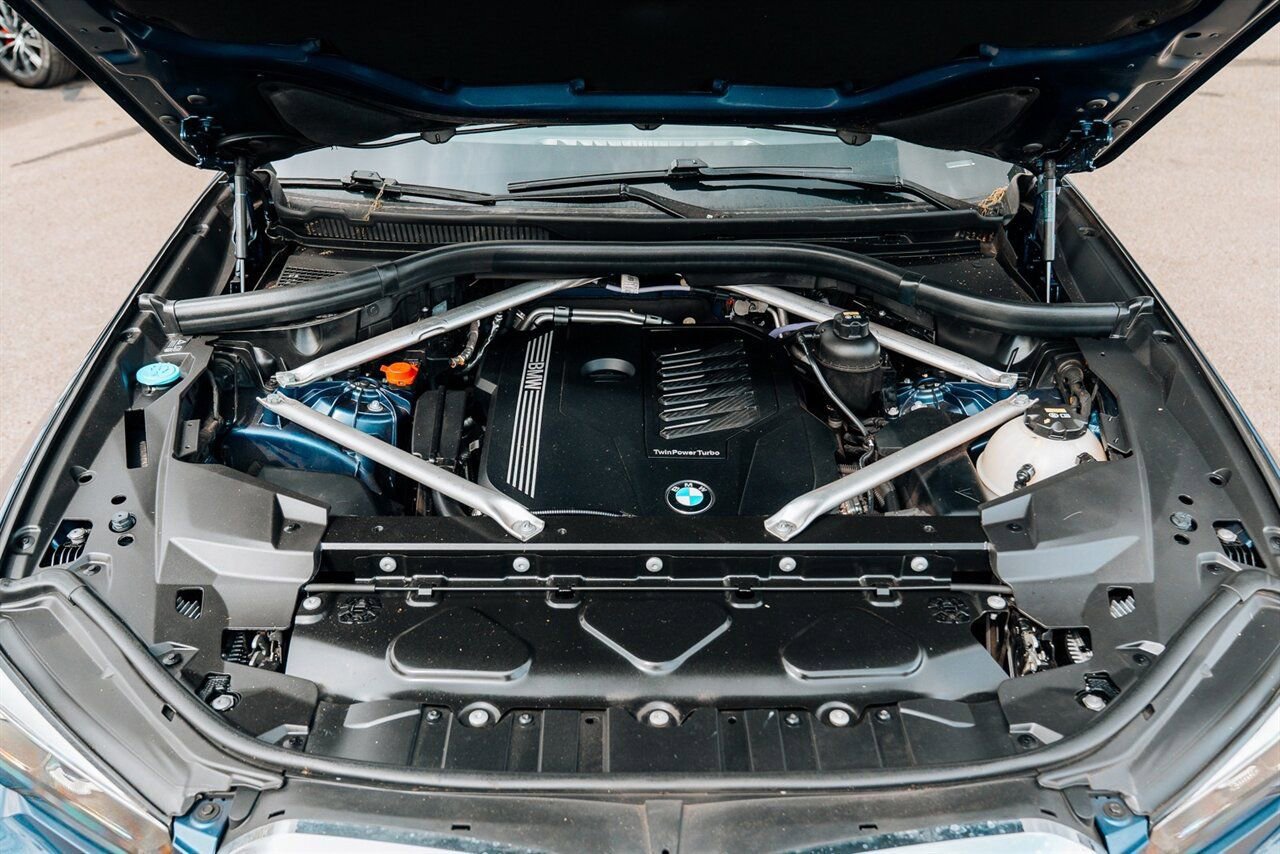 Used 2022 BMW X5 sDrive40i w/ M Sport Package image 59