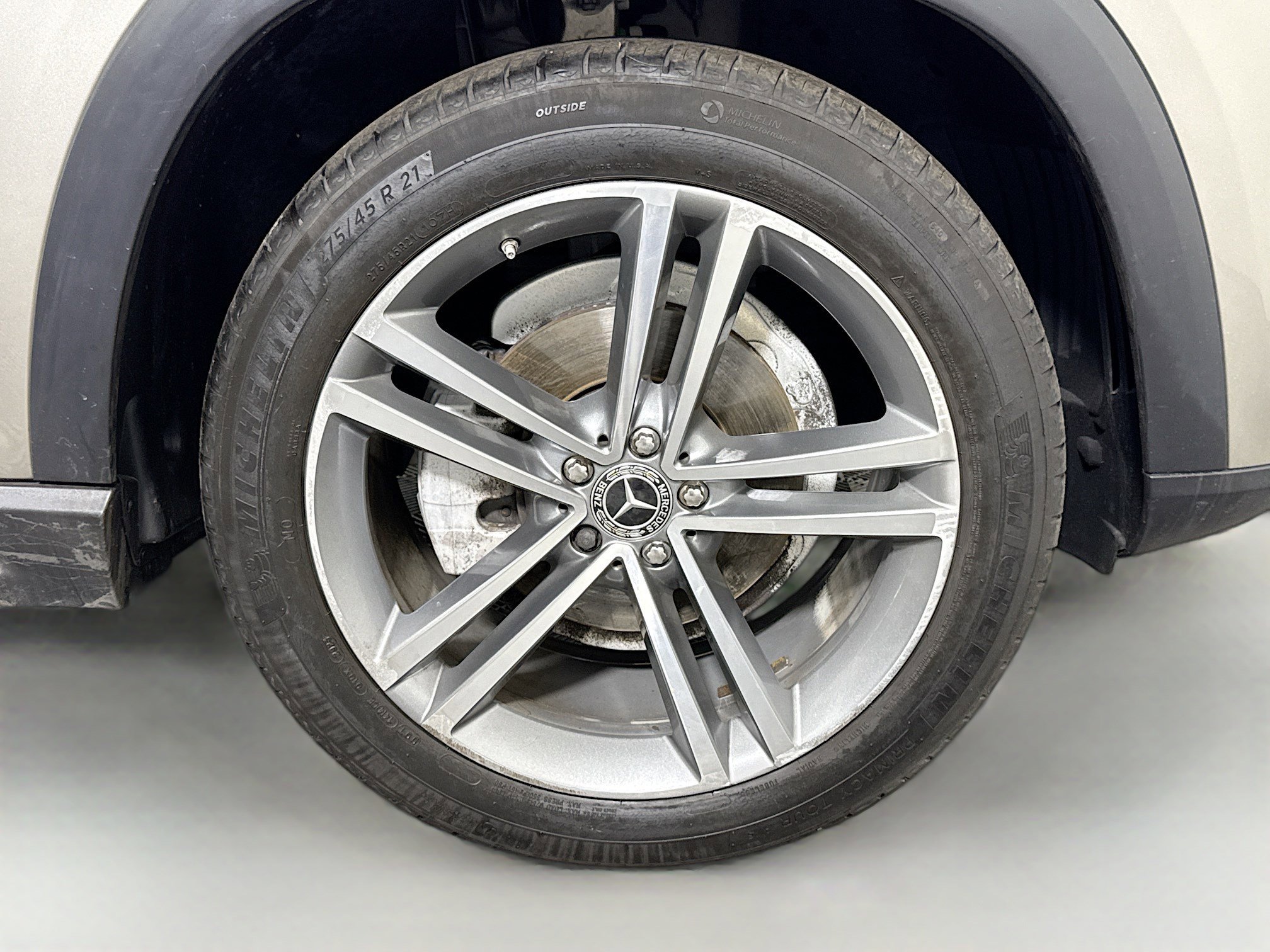 Used 2021 Mercedes-Benz GLE 350 w/ Premium Package image 32