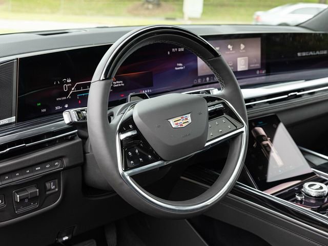 Used 2026 Cadillac Escalade ESV Sport w/ Touring Package image 26