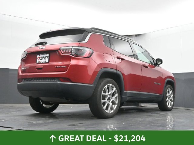 Used 2025 Jeep Compass Limited AWD/4WD image 46