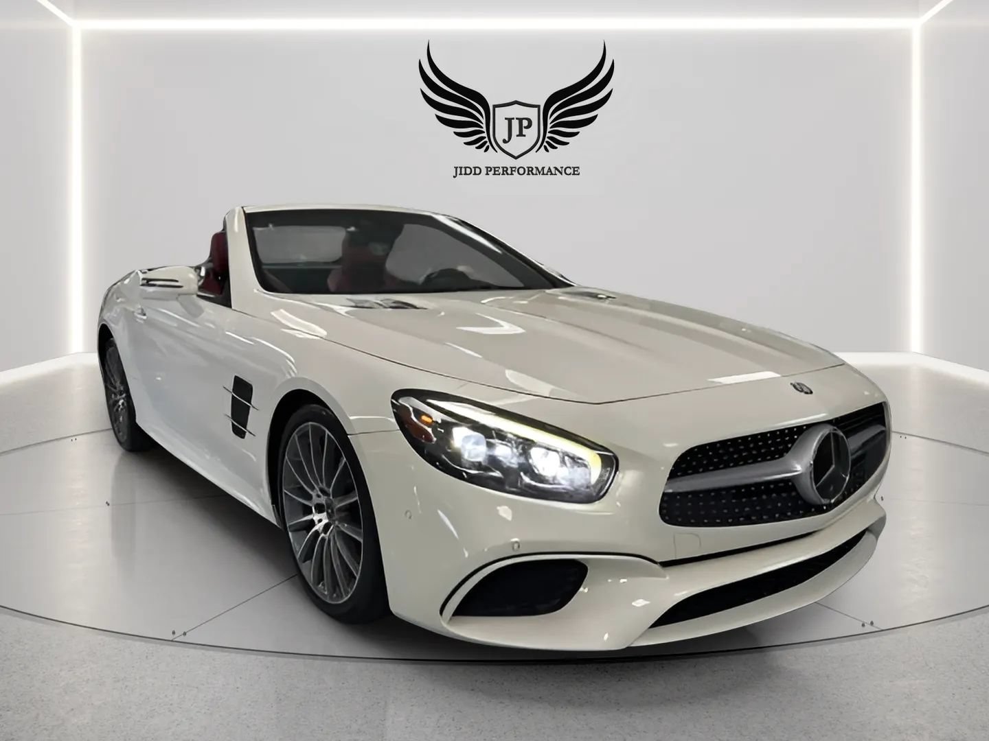 Used 2017 Mercedes-Benz SL 450 image 2