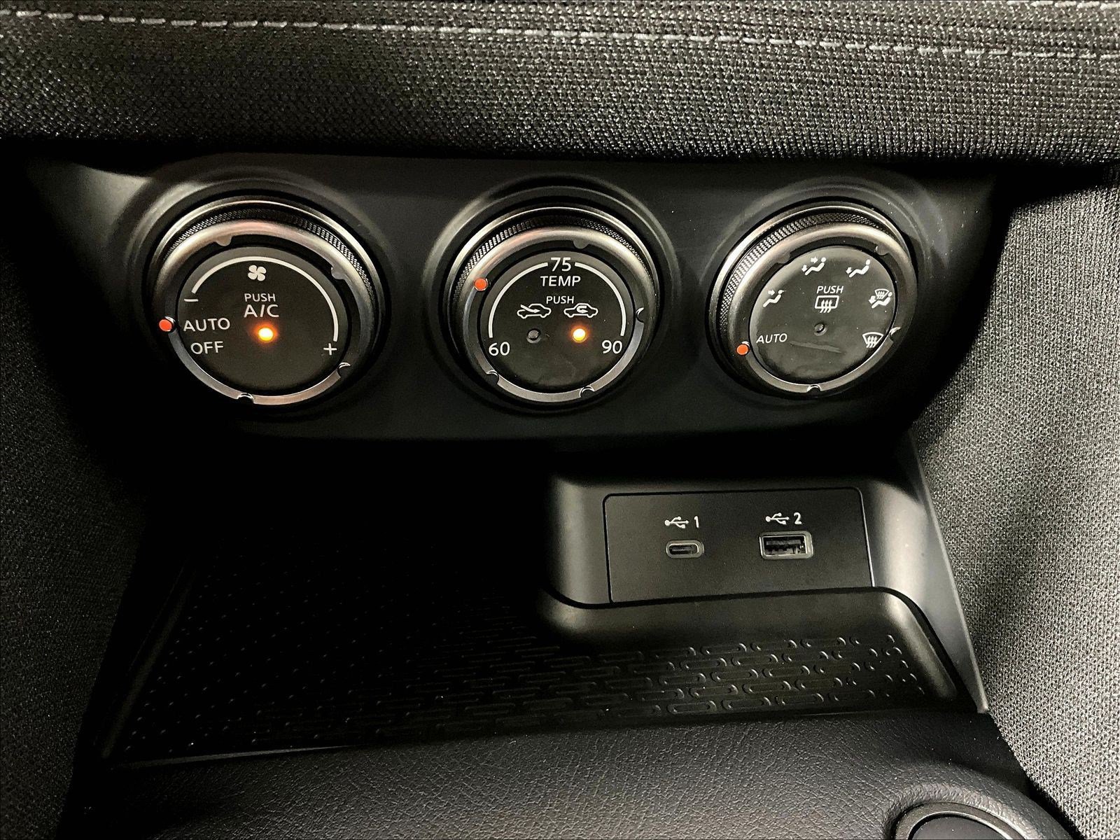 Used 2026 Nissan Z Sport w/ Floor Mat Package RWD image 12