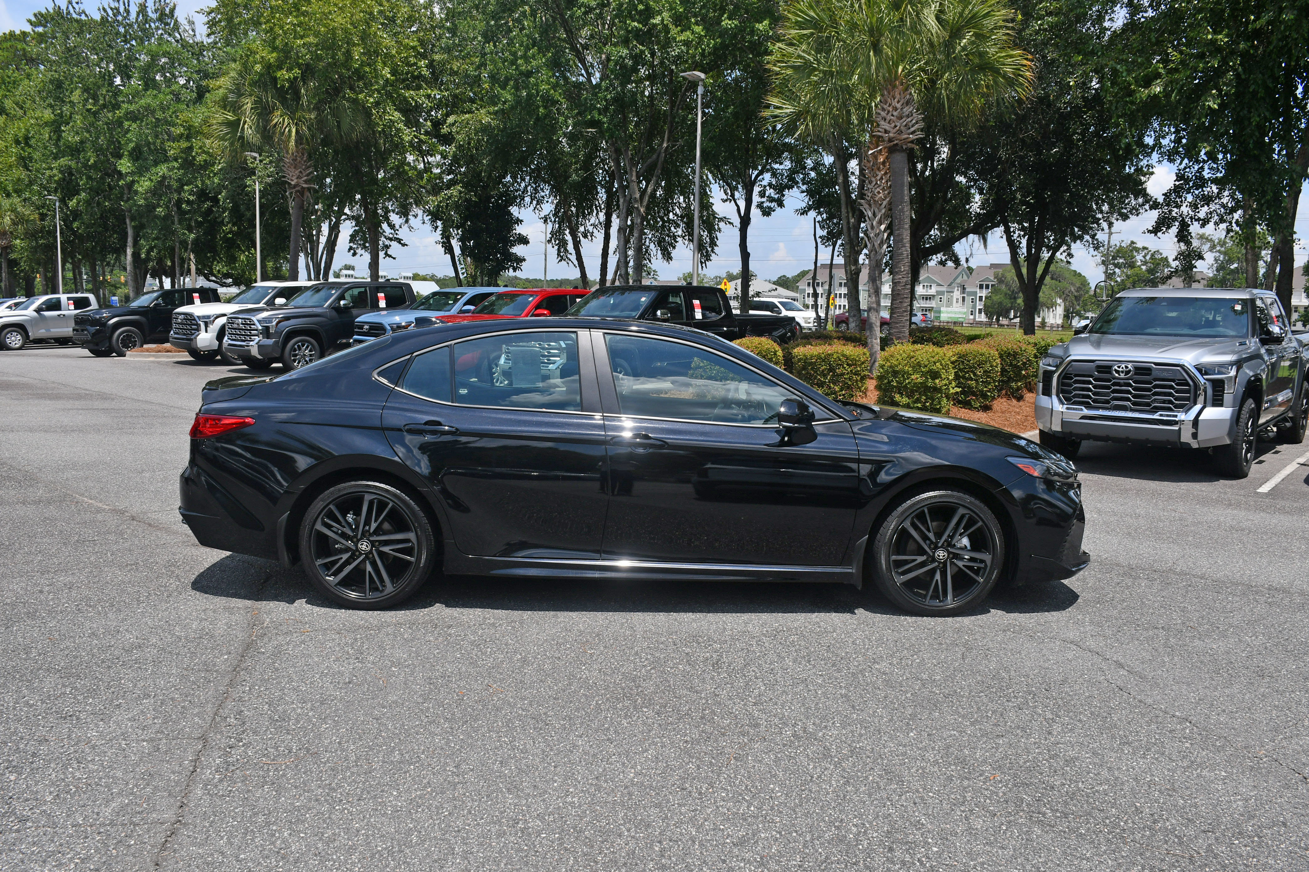Certified 2025 Toyota Camry XSE FWD image 5