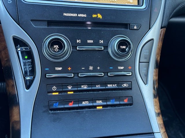 Used 2018 Lincoln MKX Reserve image 18